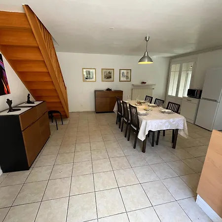 Ecurie Des Charmes A 5 Minutes De La Merville-Franceville-Plage