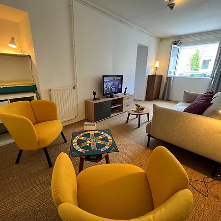 Holiday home Ecurie Des Charmes A 5 Minutes De La Merville-Franceville-Plage