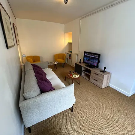 Ecurie Des Charmes A 5 Minutes De La *