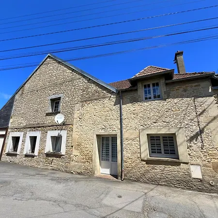 Ecurie Des Charmes A 5 Minutes De La *