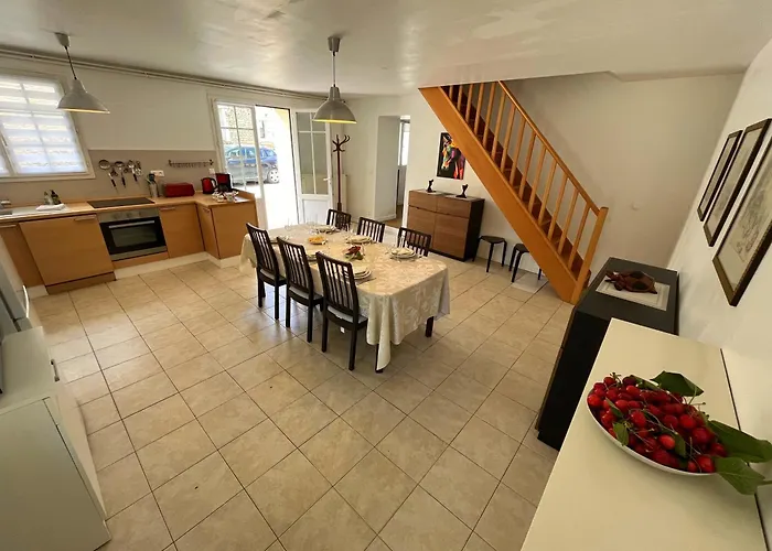 Holiday home Ecurie Des Charmes A 5 Minutes De La *