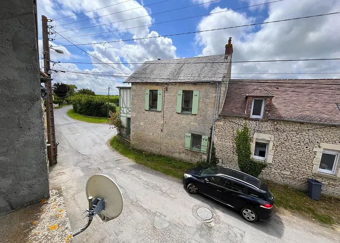 Holiday home Ecurie Des Charmes A 5 Minutes De La