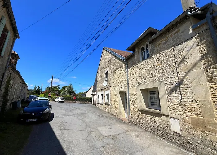 Holiday home Ecurie Des Charmes A 5 Minutes De La *